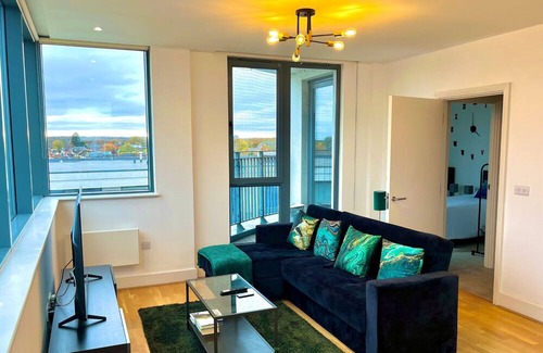 Runnymede Apartment | The Regency Suite - Modern 2-Bed 1-Bath Apartment