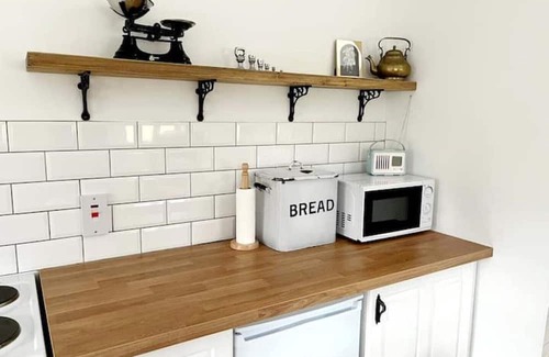 Milltownpass Cottage | Willow Cottage, the perfect countryside retreat!