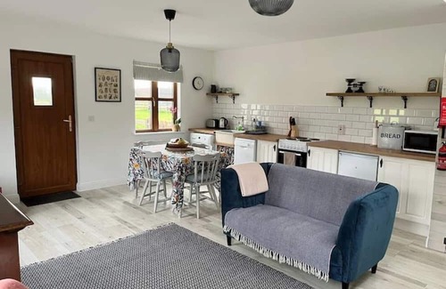 Milltownpass Cottage | Willow Cottage, the perfect countryside retreat!