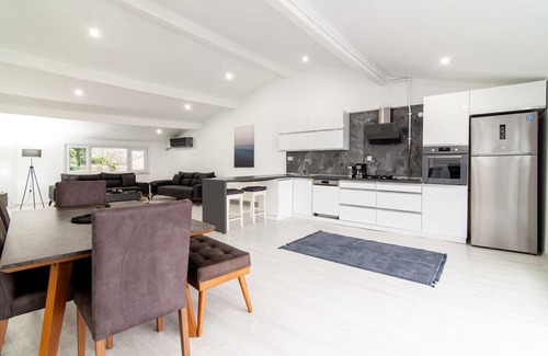 Besiktas Villa | Sleek House with a Lovely Terrace in Besiktas