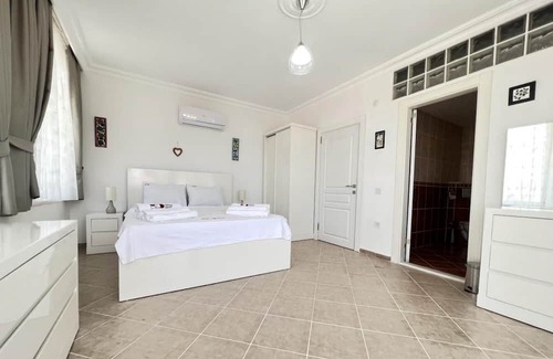 Kargicak Villa | Dazzling Villa with Private Pool in Alanya