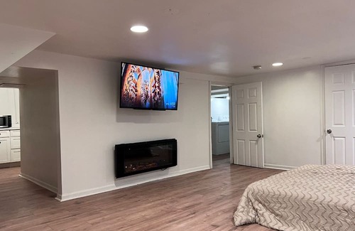 Forestview Apartment | Chic accomodation: Kitchen+Private