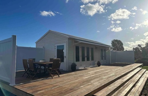 Darlington Point Cabin | The River Cabin