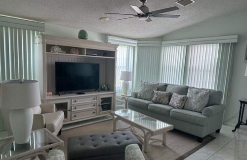 Nettles Island House | House on Porpoise Island | 2 Bed, 2 Bath