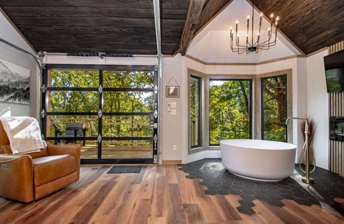 Newnata Cabin | Luxurious Treehouse - Full amenities - Lake access