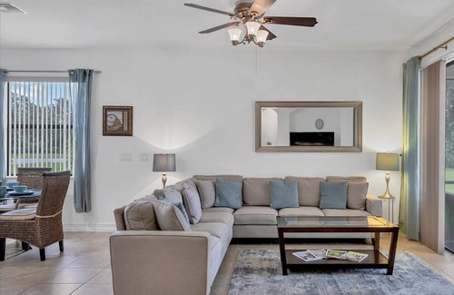 Rotonda Lakes Apartment | 3 Bedroom House 728738 by Houzlet
