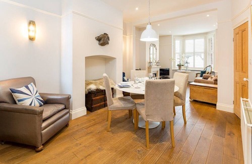 Trafford House | SPR Altrincham A Lovely Period Property Home