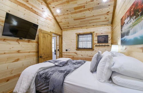 Smithville Cabin | Sportsman’s Hideaway