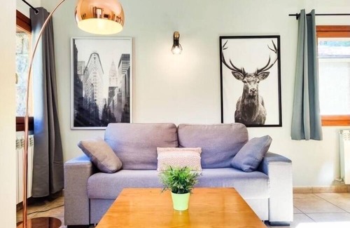 Ransol Apartment | Enjoy nature! Wifi+Netflix for 6 people