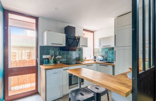 Zola - Pressense Apartment | Charming T3 near the Tête d'Or - Welkeys