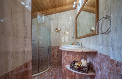 Fiolitis Villa | Eleonas Private pool villa
