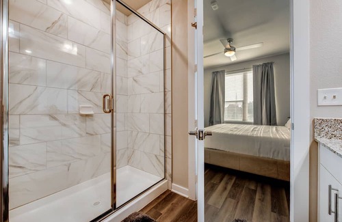 North Richland Hills Apartment | 25% OFF NRH030 - Upscale 2BD Apt. Pool, Medical Ctr- North Richland