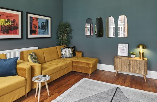 Hope Street Apartment | Host & Stay | The Falkner Quarters I
