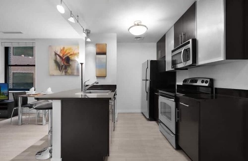 Downtown Washington D.C. House | Upscale 1B Apt | Downtown DC | by GLS