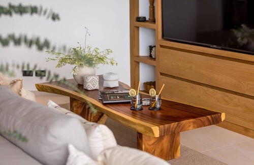 Hua Thanon Villa | Nakara Queen 4 Bedroom Private Pool Villa (KBR10)