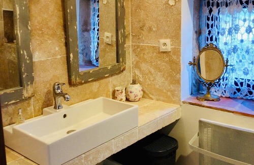 La Tour-Sur-Orb House | LA Remise Grange Entièrement Rénovée Lieu Chaleureux 6 Pers 2 sdb