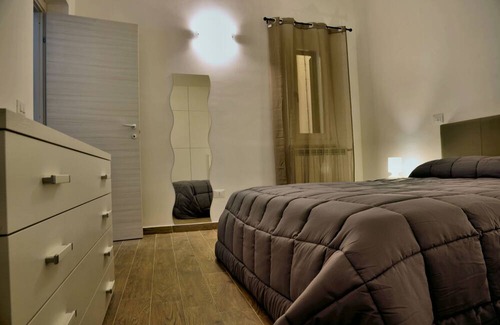 Borgo Vecchio House | Il Borgo Di Sullivan - New Holiday House Very Close To Piazza Politeama