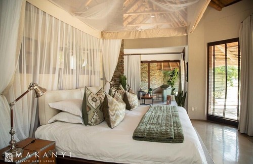 Thorny Bush Game Reserve Cabin | Makanyi Private Game Lodge