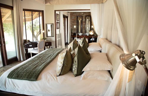 Thorny Bush Game Reserve Cabin | Makanyi Private Game Lodge