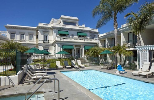 Coronado House | Look No More! 2 Units Close to USS Midway Museum! Onsite Pool and Parking!