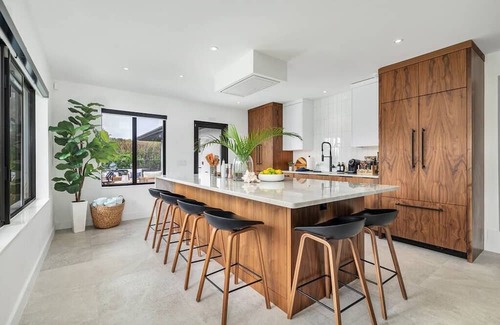 Lake Clarke Shores House | The Bird House - Lake Front in West Palm Beach!