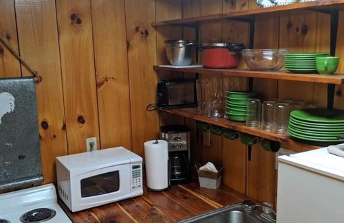 Mauckport Cabin | Gorgeous Cabin surrounded by wildlife!