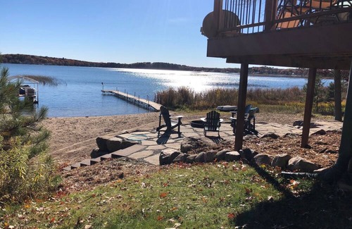 Motley Cabin | Shamineau Beach House , 3 bedrooms and a loft