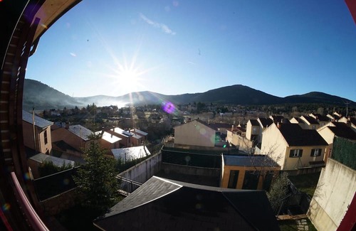 San Rafael House | Holiday Home 'Nootka' with Mountain View, Private Garden and Wi-Fi