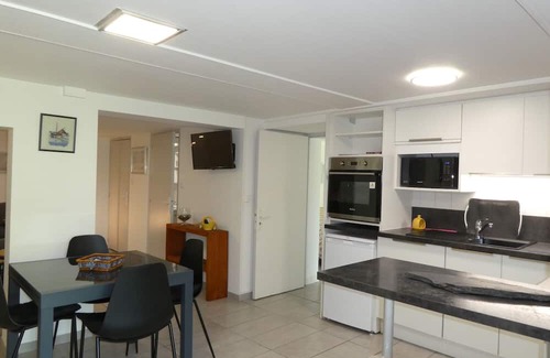 Latresne House | Charming Cottage in Latresne – Peace, Nature, and Well-Being at Bordeaux’s Doorstep