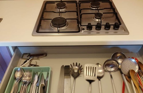 Porto Apartment | Apartment 'Bungalow Pit Stop' with Lake View, Wi-Fi and Air Conditioning