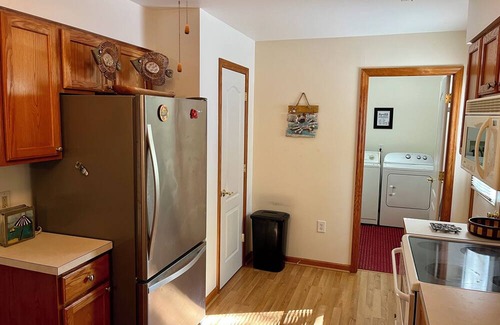 Rock Hall House | Spacious & charming 3-bedroom rancher in Ferry Park section of Rock Hall