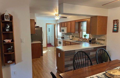 Rock Hall House | Spacious & charming 3-bedroom rancher in Ferry Park section of Rock Hall