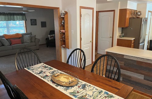 Rock Hall House | Spacious & charming 3-bedroom rancher in Ferry Park section of Rock Hall