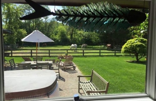 Bannockburn House | Charming Lake Forest Country Estate