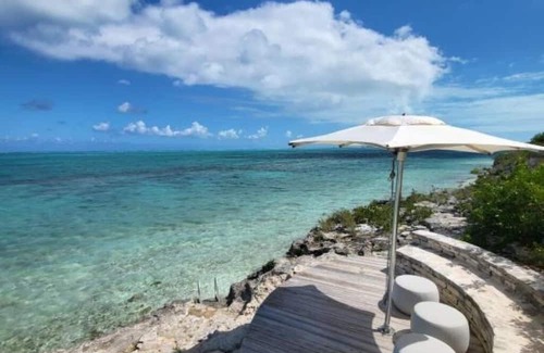 Providenciales Hotel | Sleek and Modern Villa w/Stunning Samsara Beach Ocean Views