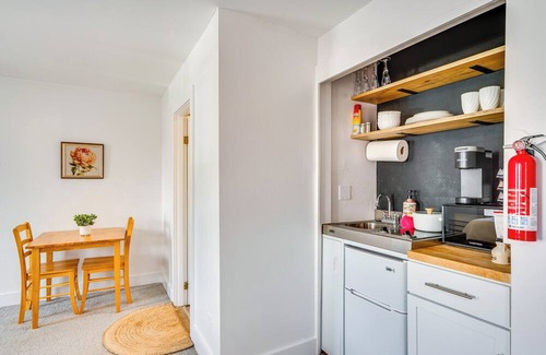 Waterbury Apartment | Waterbury Studio 12 Mi to Bolton Valley Ski Resort