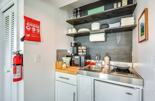 Waterbury Apartment | 15 Mi to Stowe Mountain Resort: Main Street Studio
