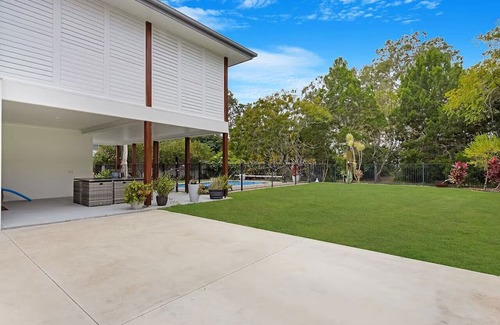Toogoom House | Your Coastal Escape Awaits in Toogoom with private beach access!