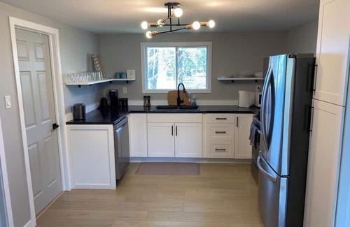 Grand Barachois Cottage | Sea'Renity Beach Cottage Grand-Barachois minutes from Shediac and Moncton