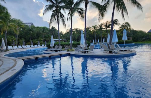 Xcaret Apartment | Relax in Paradise – Vidanta Mayan Palace Suite with Resort Perks