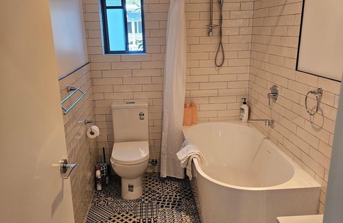 Point Clare Cabin | Serenity Stay
