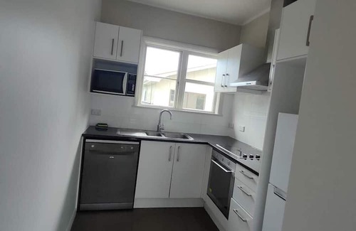 Mount Albert House | 7 Beds including 4 Double Beds, 1 Single Bed, 2 Double Sofa Beds, 8 Renton Road, Mt Albert, Auckland
