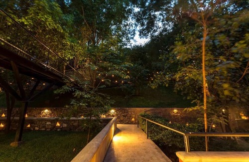 Wayikkal Villa | Lake view mountain yoga villa
