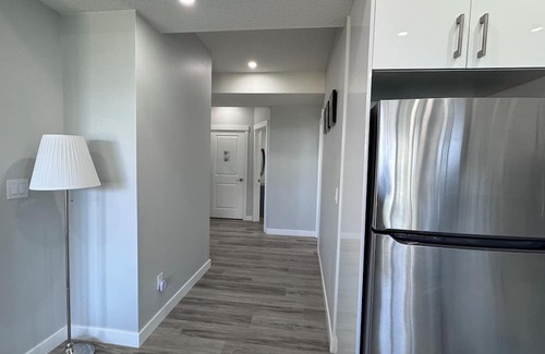 Calgary House | 2 Beds 1 Bath Walkout Basement Suite