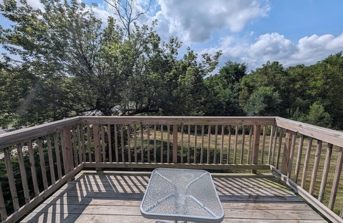 Mechanicsburg House | Charming Townhome in Peaceful Suburban Community