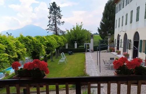 Santa Giustina Apartment | Apartment 'Bivai - Glera' with Shared Pool, Private Terrace and Wi-Fi