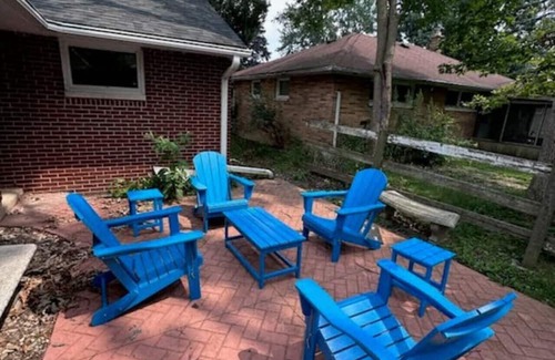 Waukegan House | Spacious New 5 Bed Family Retreat Near Naval Base!