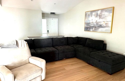 Ventura House | Luxury House - Sleeps 6, Golf, Disney, Family Fun!