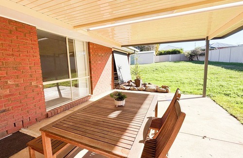 Tatton House | 30 Kimberley Drive, Tatton