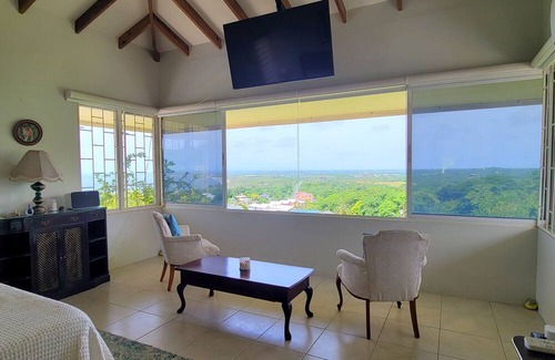 Lambeau Villa | Sikse · Hilltop Villa with Panoramic Views